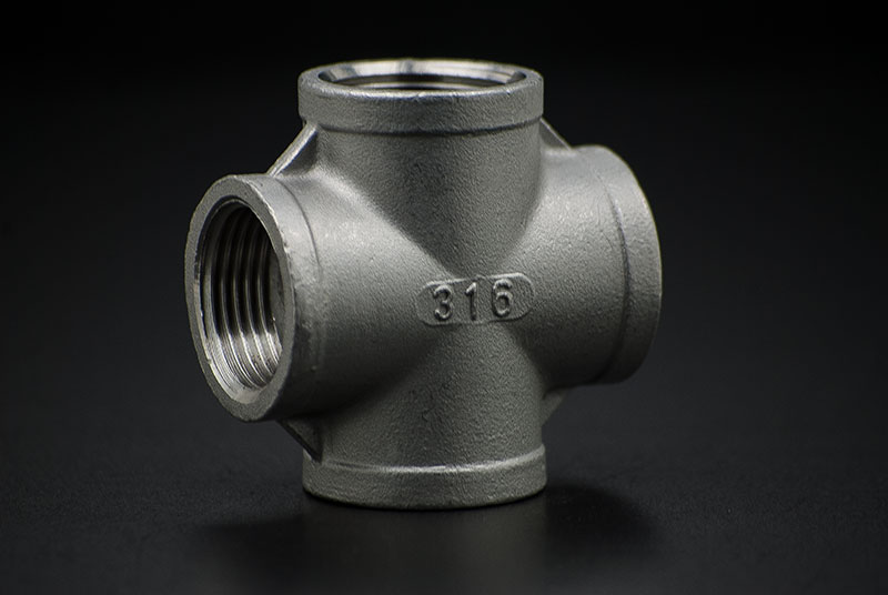 1-1/2" BSP Tee Black Malleable Iron Pipe Fitting 