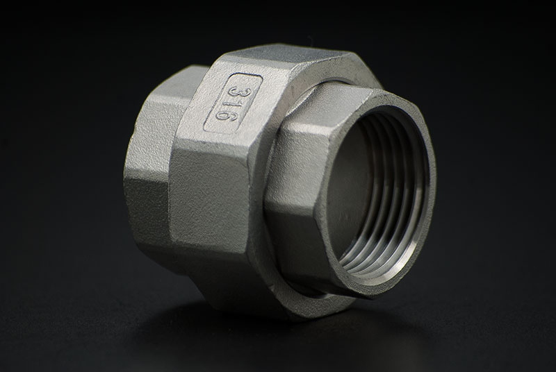 Stainless Steel Union Coupler Conical - 1 1/4 Inch / Female Thread x Female Thread