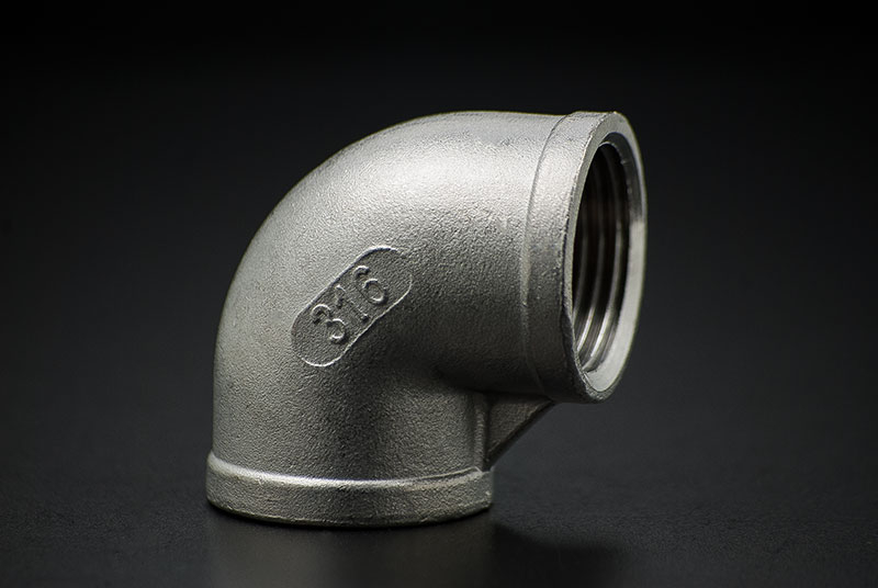45 Degree 304 Stainless Steel Elbow 1-1/2" Pipe Threaded 