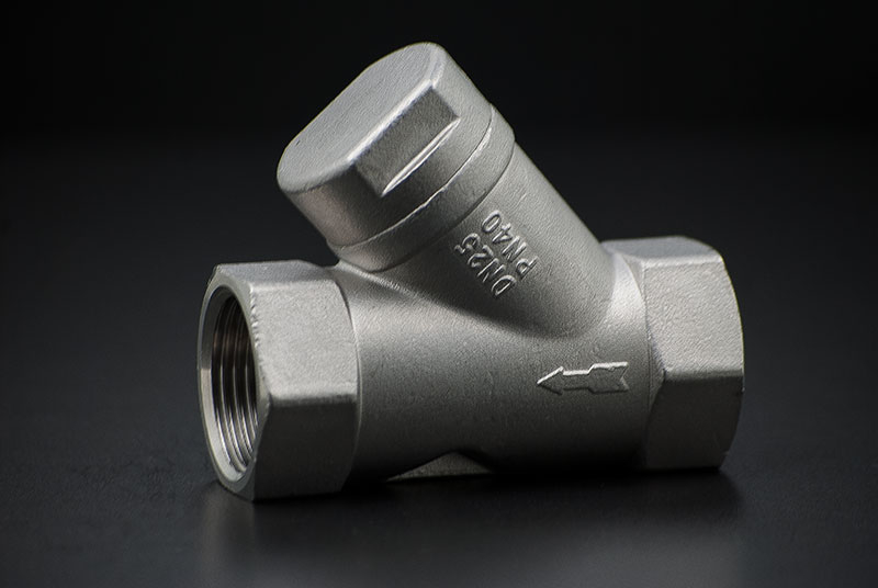 Stainless Steel Check Valve angle seat - 1 1/4 Inch / Female Thread x Female Thread