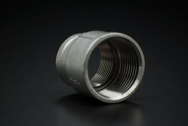 Stainless Steel Reduce Socket - 1 x 3/4 Inch / Female Thread x Female Thread