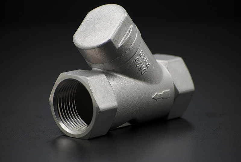 Stainless Steel Check Valve angle seat - 1 1/4 Inch / Female Thread x Female Thread