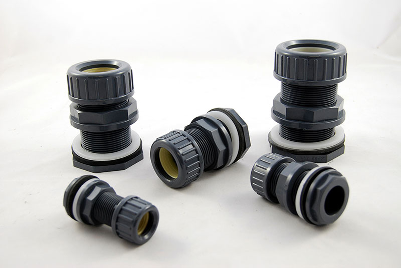 PVC Durchführungskupplung - für 32mm Rohr | (Lochbohrung 42mm - 43mm)